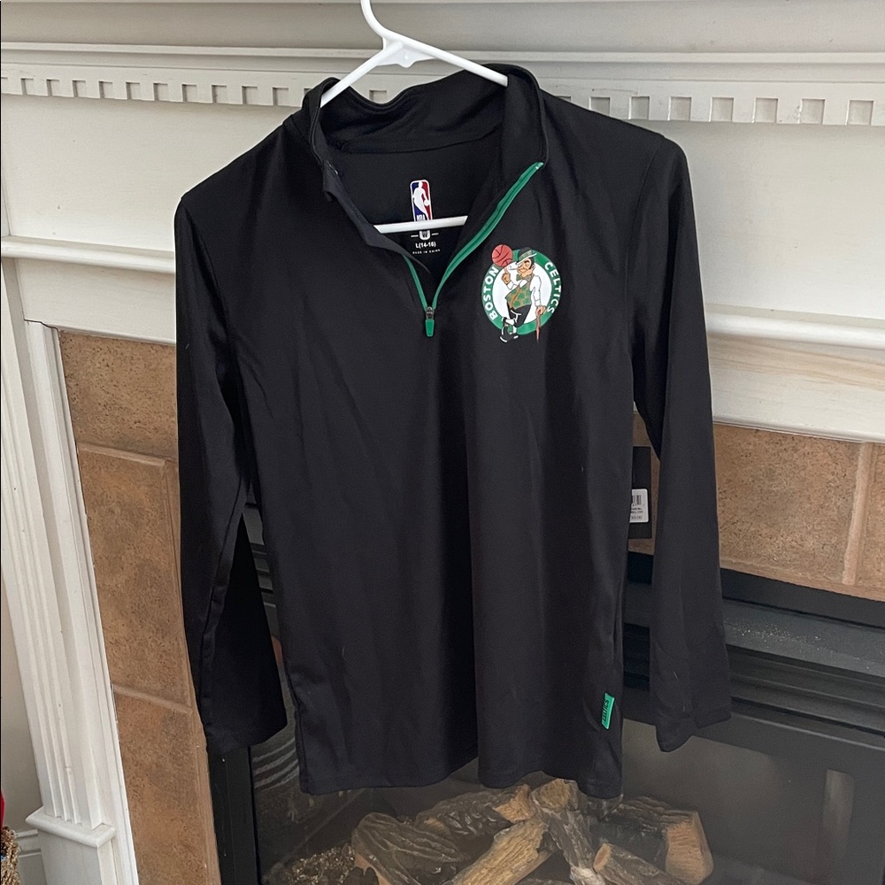 NBA Celtics Black and Green Quarter-Zip Top with tags